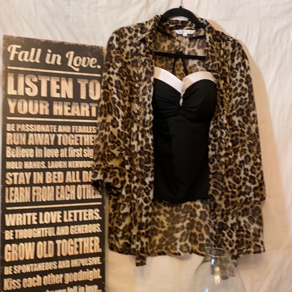 🔥 sold 🔥 Cleo sheer blouse - Picture 11 of 14